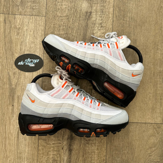 Nike Air Max 95 - Safety Orange - UK 4.5