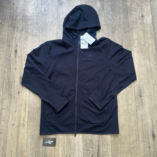 Nike Tech Windrunner - Black - M